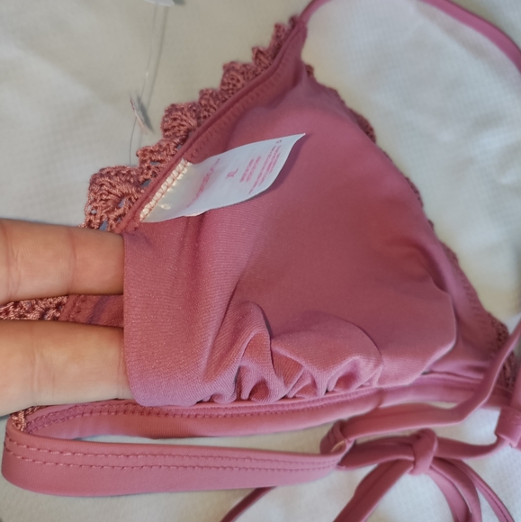 🆕Xhilaration | Crocheted String Bikini Top Mauve Women's  Size XL - Picture 3 of 8